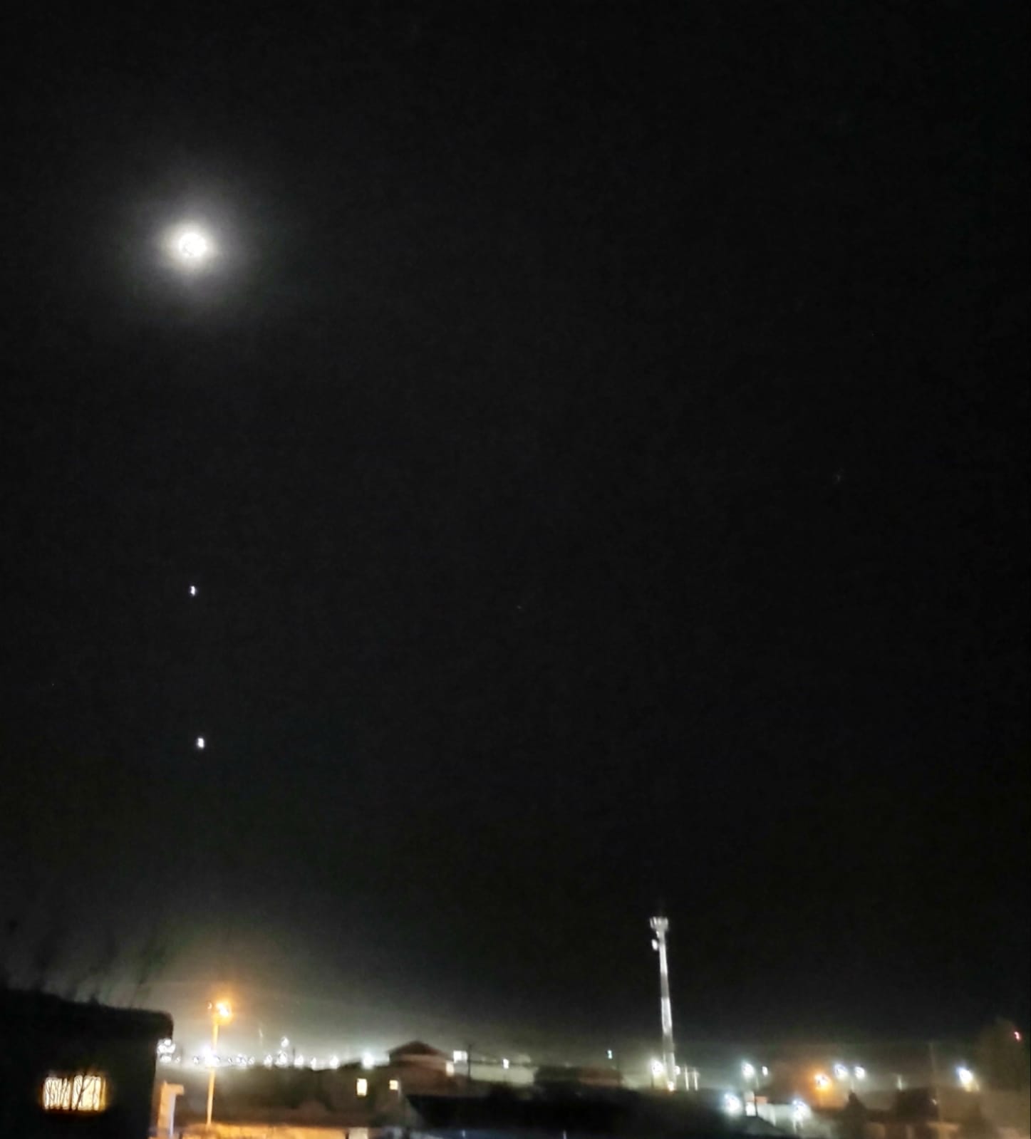 Asi Se Observo En Ojinaga La Alineacion De Jupiter Venus Y La Luna El Dictamen De Ojinaga 3488